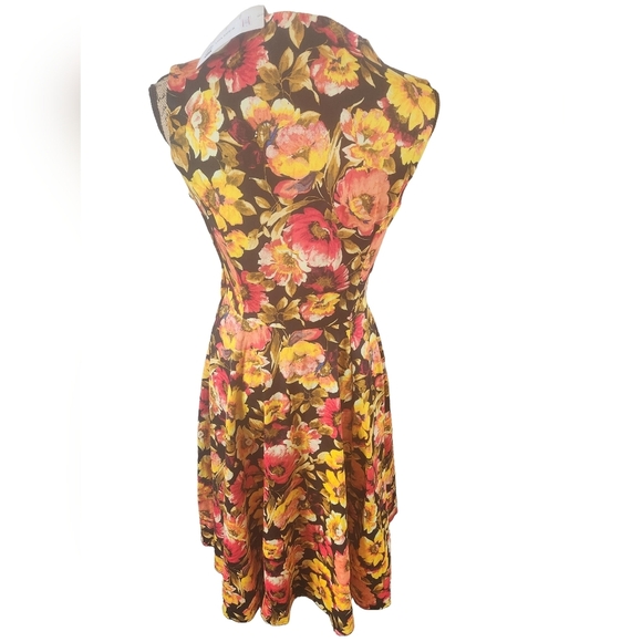 Sz 6 Hearts & Roses Floral Sleeveless Swinger's Dress - Picture 2 of 9